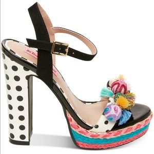 Betsey Johnson Stylish Sandals
